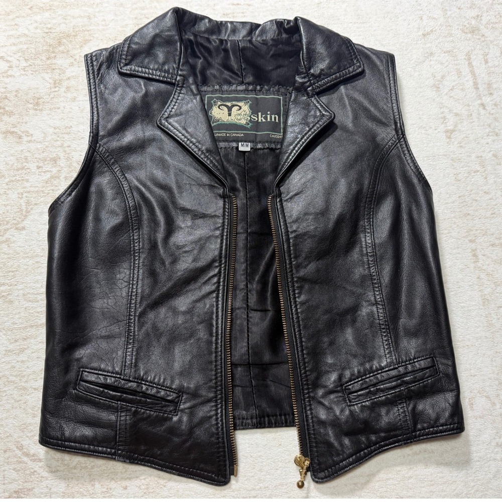 Rosskin Womens Black Leather Vest Made in Canada Zip Front Moto Style Size M